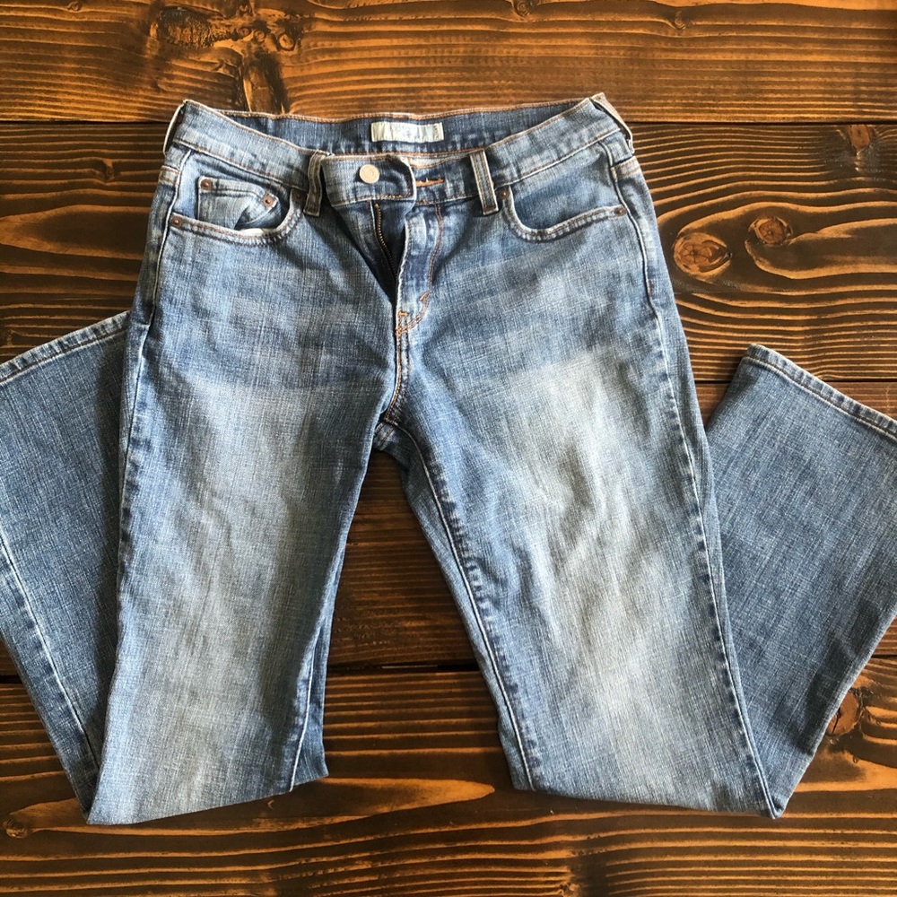 LEVIS 515 BOOTCUT SHORT JEANS